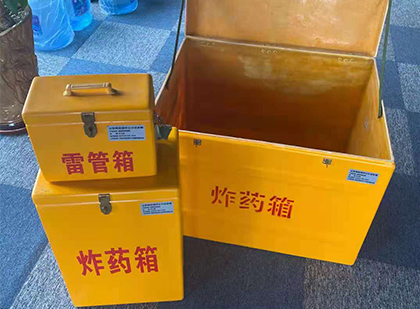 南和玻璃雷管箱生产标准全解析：安全、性能与合规的基石